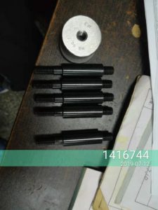 OEM CNC turning threaded rods